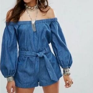 FREE PEOPLE TANGLED IN WILLOWS OffShoulder Denim - size S